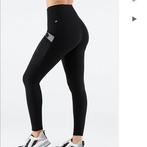 FABLETICS Mila High-Waisted Pocket Legging in Black